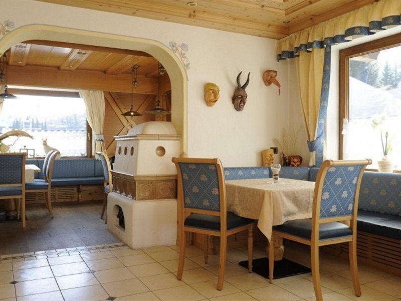 Hotel Arnika Pozza di Fassa Dış mekan fotoğraf