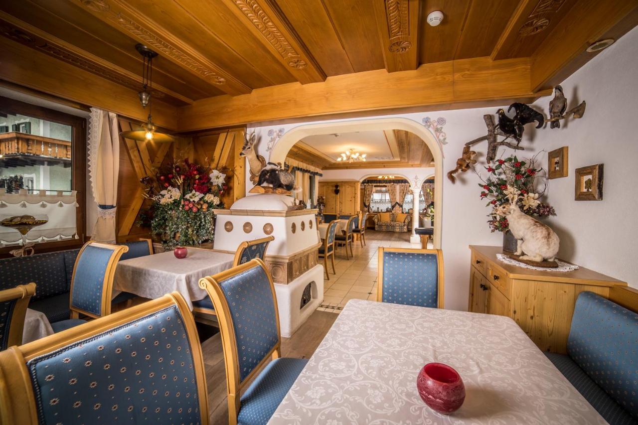 Hotel Arnika Pozza di Fassa Dış mekan fotoğraf